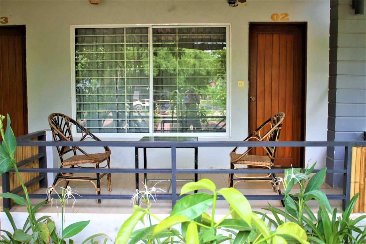 My Parents Guesthouse Kampot Buitenkant foto